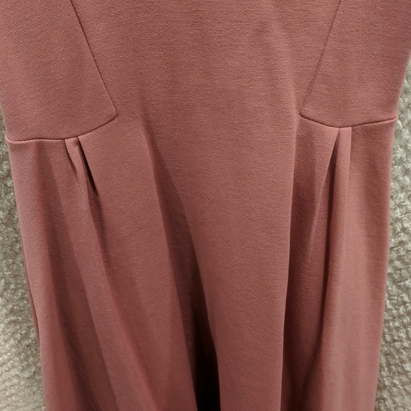 Pink flare dress - Picture 3 of 3